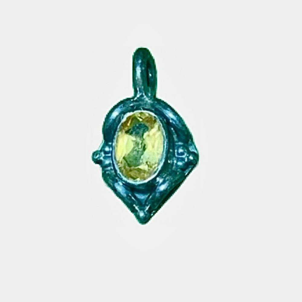 Citrine pendant. Vintage. Very small and dainty